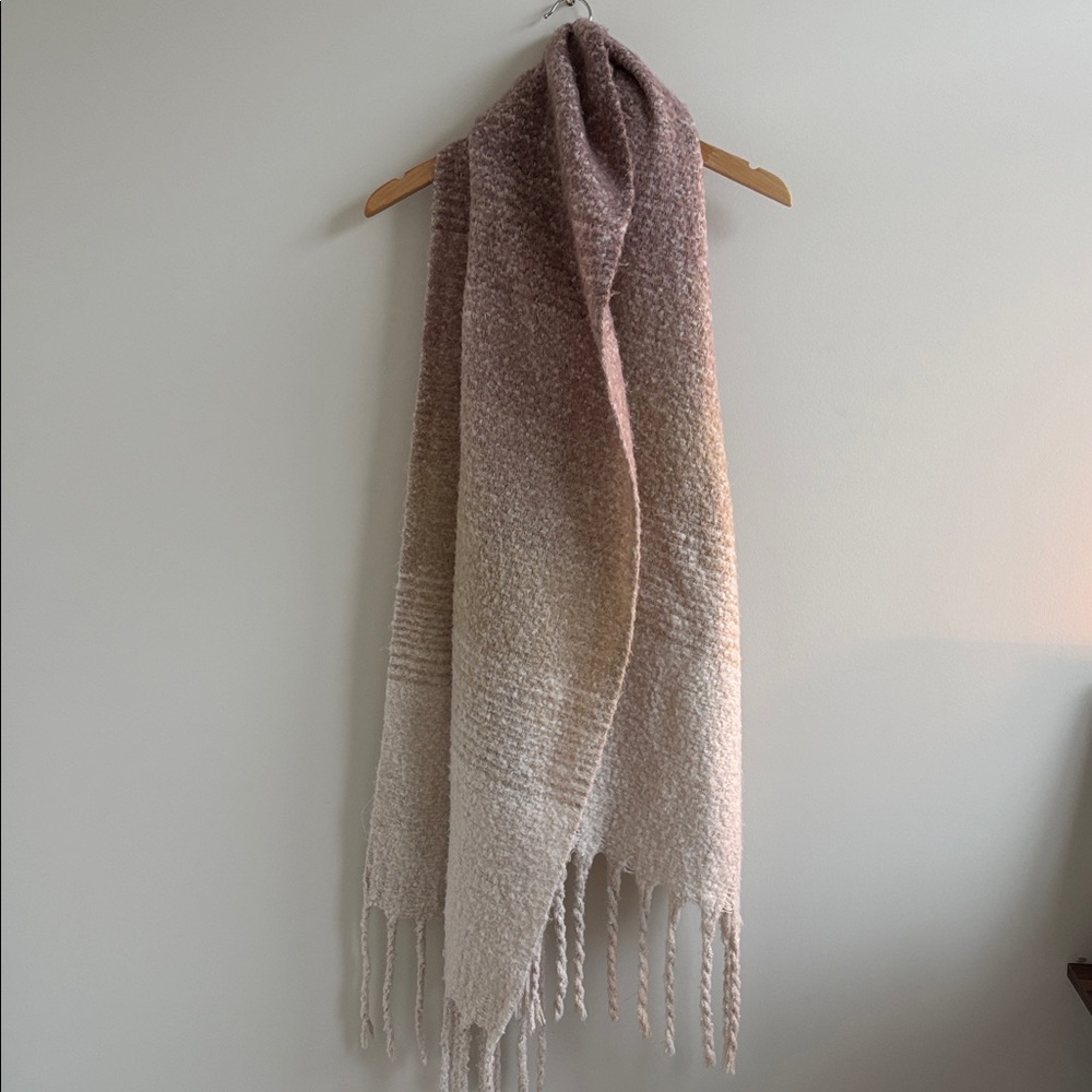 Met Sea Gradient Chunky Scarf